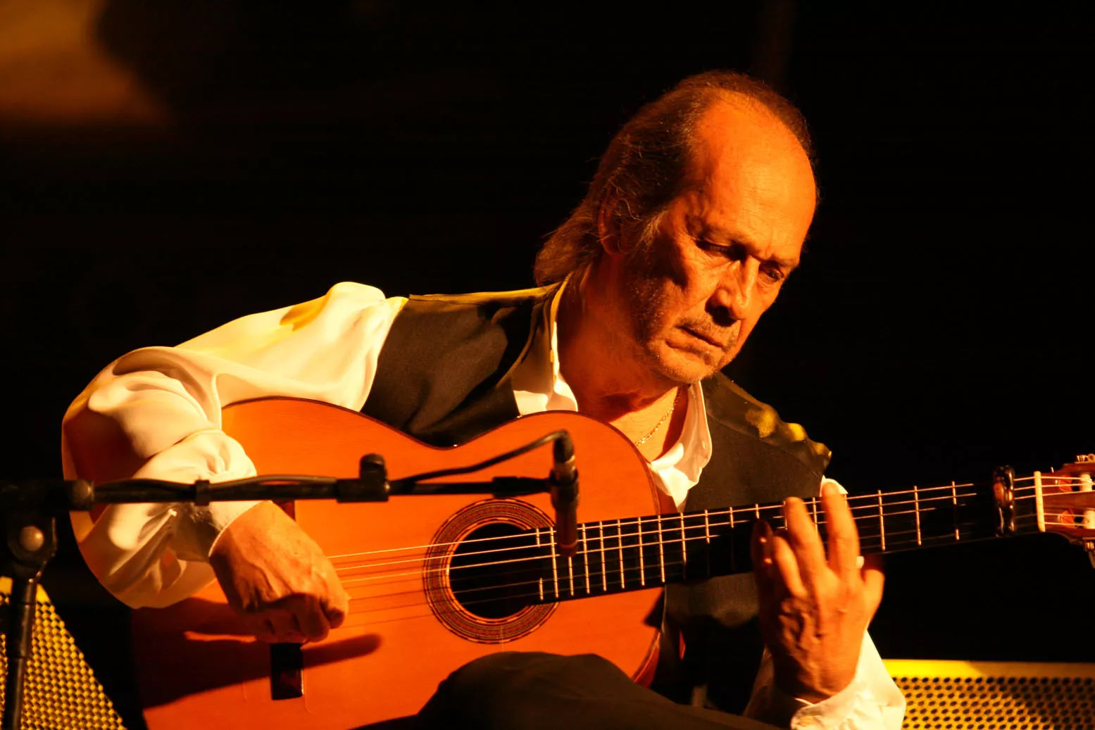 Muere Paco de Lucía, genio de la guitarra española