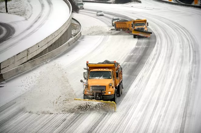 Caótica tormenta invernal azota el sur de EEUU