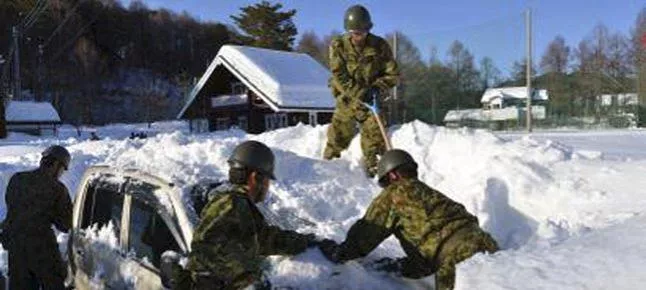 Fuertes nevadas dejan 19 muertos en Japón  