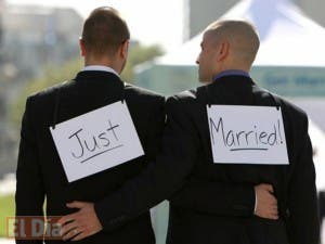 Matrimonios homosexuales recibirán los mismos beneficios que los heterosexuales en Estados Unidos