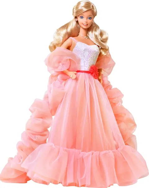 Portada de revista impulsa venta  Barbie