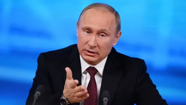 Putin habla de la crisis en Ucrania con Merkel y Cameron