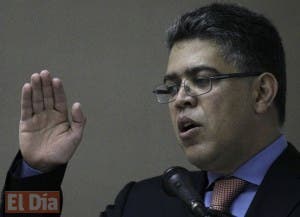 Partido gobernante de Venezuela convoca a marcha el mismo día que oposición