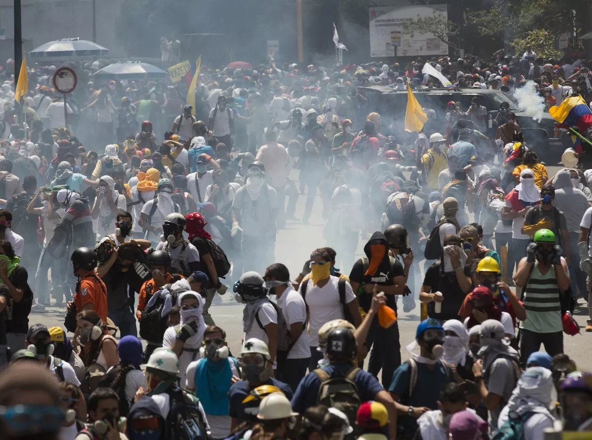 Manifestantes piden libertad de alcaldes