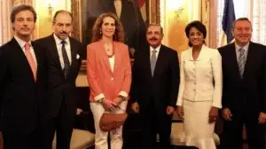 El presidente Medina recibe a la infanta Elena de España