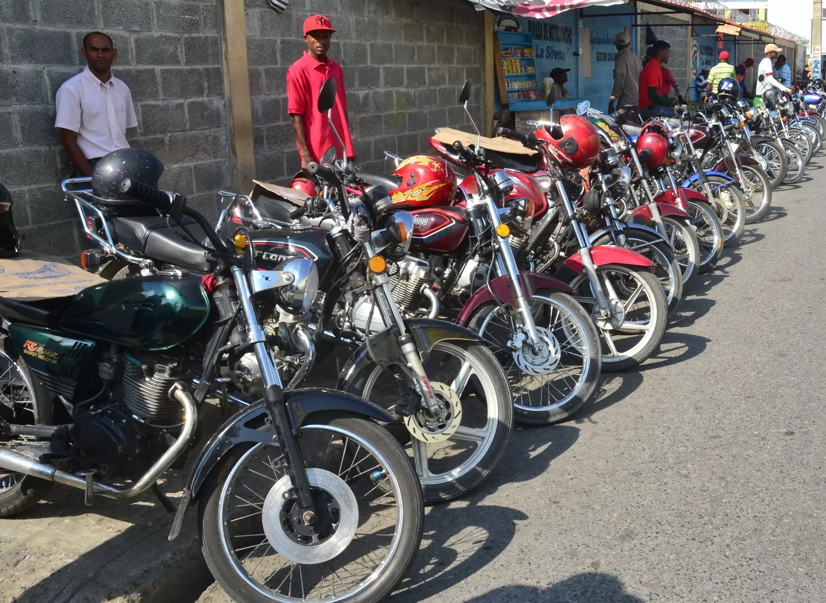 Motoconchistas se adueñan  de las calles de San Cristóbal