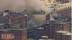 Acienden a siete los muertos por colapso de edificio en Nueva York