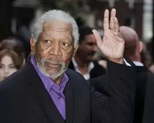 Morgan Freeman, sorprendido por la existencia de una nueva cinta sobre Batman