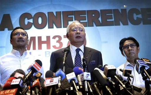 Najib Razak, Hishamuddin Hussein, Azharuddin Abdul Rahman