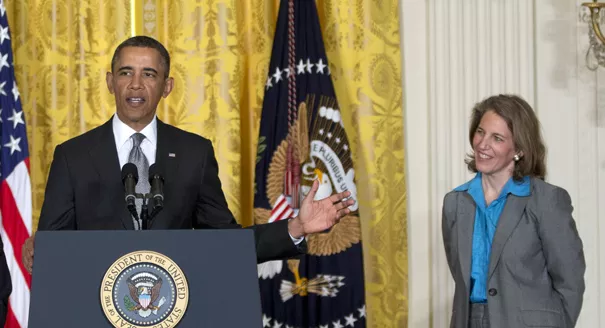 Barack Obama y Sylvia Mathews Burwell.