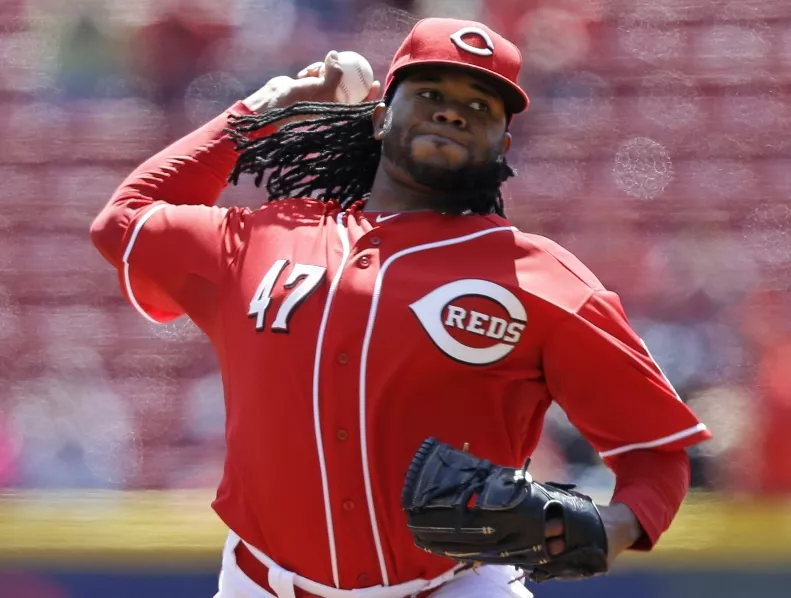 Cueto se comporta como máquina lanzar perfecta