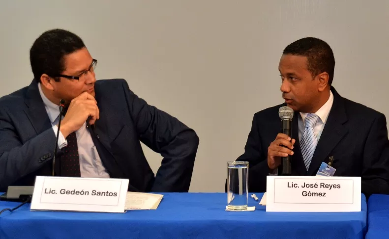 Gedeón Santos y Jose Reyes, Indotel y Adora
