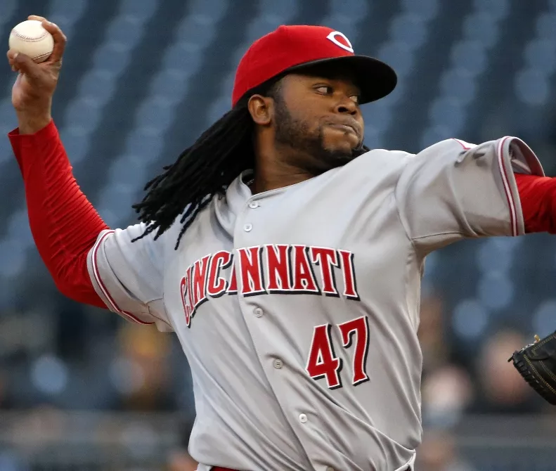 Johnny Cueto deja más líder a Reales; pierden Angelinos y Marineros