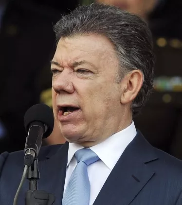 Presidente Santos anuncia plan contra crisis económica en frontera con Venezuela