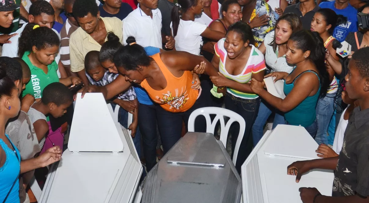 Tres niños al cuido de uno de ellos, mueren calcinados