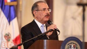 Presidente Danilo Medina promulga Ley de Naturalización