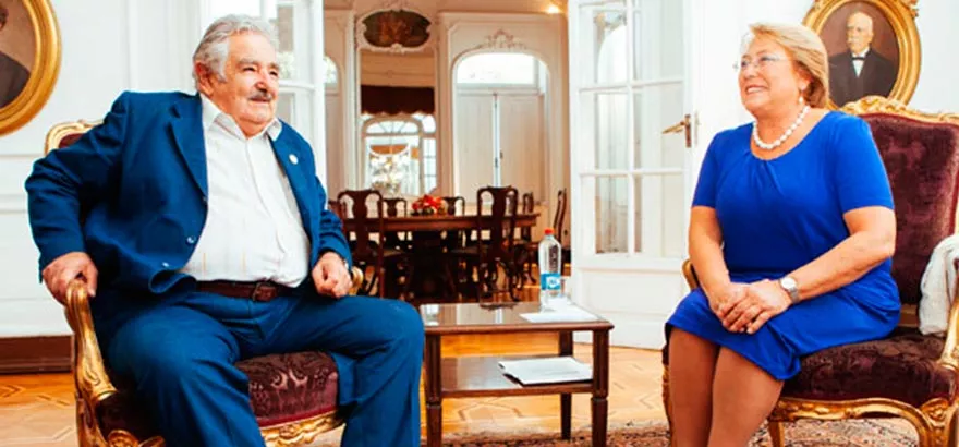 bachelet_se_reune_en_bilaterales_con_cristina_fernandez_y_jose_mujica0