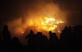 Mueren 12 personas en incendio de un taller en Moscú, incluidos 3 niños