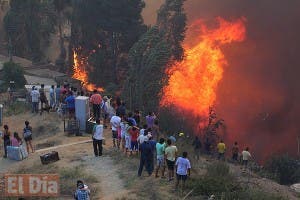 Un incendio deja 11 muertos en Chile