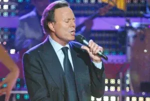 Julio Iglesias publicará nuevo disco en homenaje a México