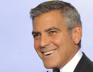 George Clooney dirigirá película sobre escándalo de espionaje telefónico británico