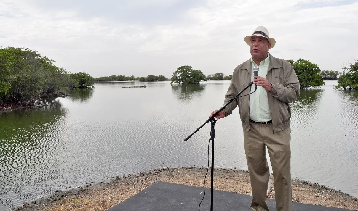  Ministro Medio Ambiente llama a dominicanos conservar espacios