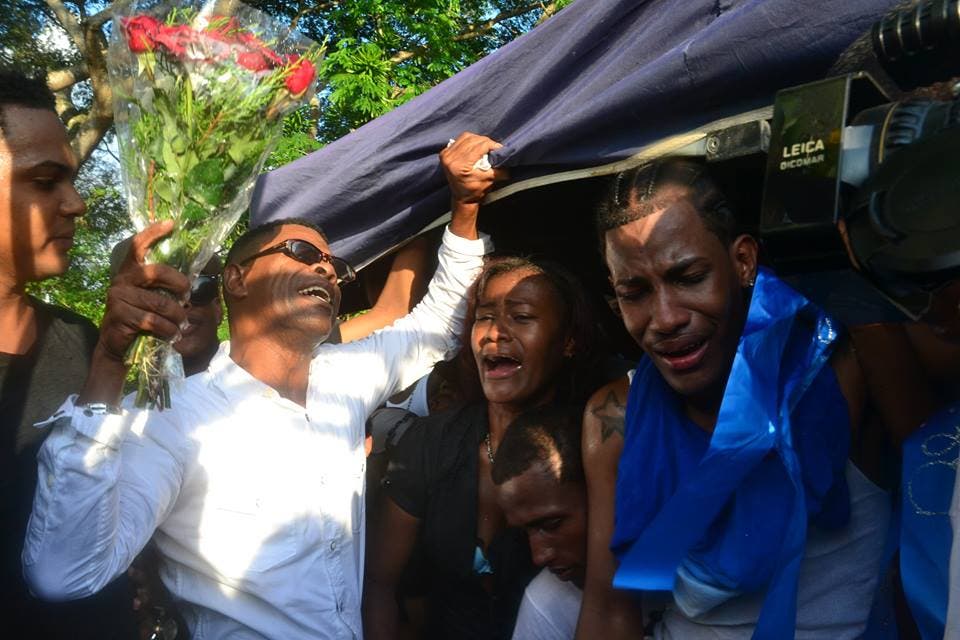 Padre de Monkey Black se arrepiente  por expresiones durante entierro