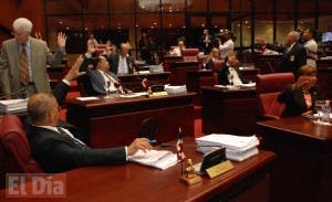 Senadores danilistas buscarán imponer primarias abiertas