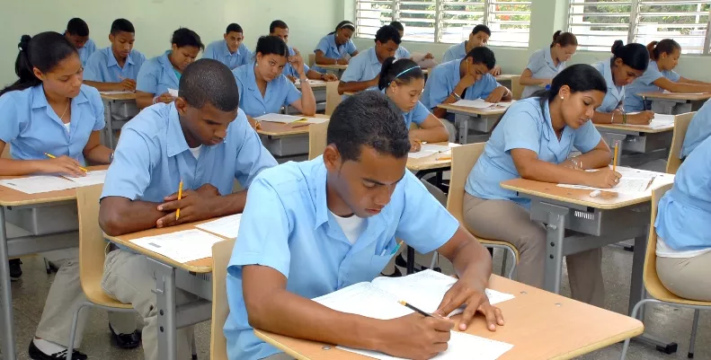 Alumnos  básica incian pruebas nacionales hoy