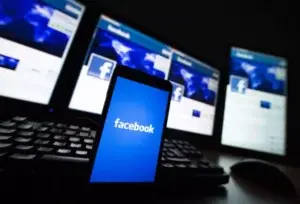 Tribunal pide a Facebook dejar de recabar datos personales en 48 horas