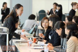 Las japonesas piden  cambios en el trabajo