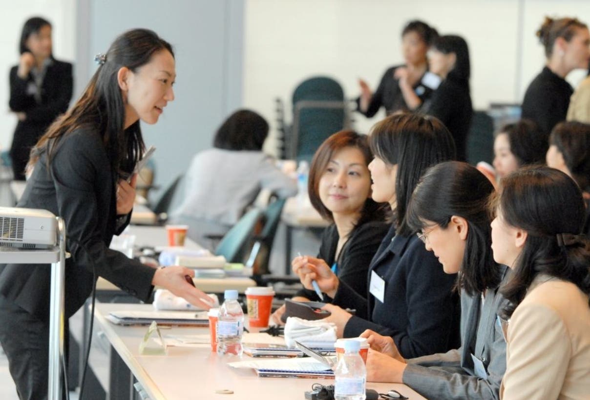 Las japonesas piden  cambios en el trabajo