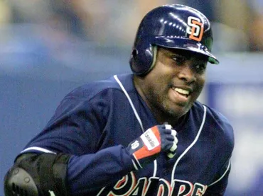 Muere Tony Gwynn, beisbolista del Salón de Fama 