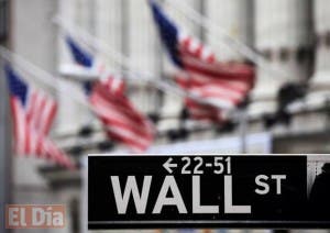 Wall Street cierra con fuertes pérdidas y el Dow Jones cae un 2,93 % por temor de una guerra comercial con China