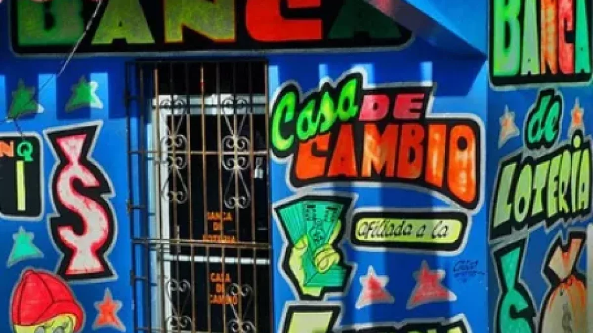 ¿Adiós a las bancas cerca de escuelas e iglesias? Esto dice la nueva ley