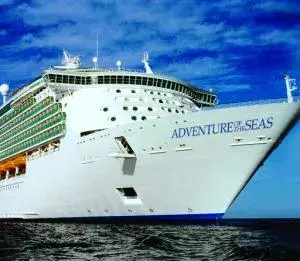 Defensora pide Turismo exija publicidad positiva en promoción de cruceros