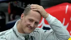 El excampeón de F1 Michael Schumacher salió del hospital para continuar su recuperación en casa