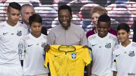 Inauguran museo en honor a Pelé