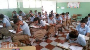 Cerca del 60 % de estudiantes pasó Pruebas Nacionales en segunda convocatoria