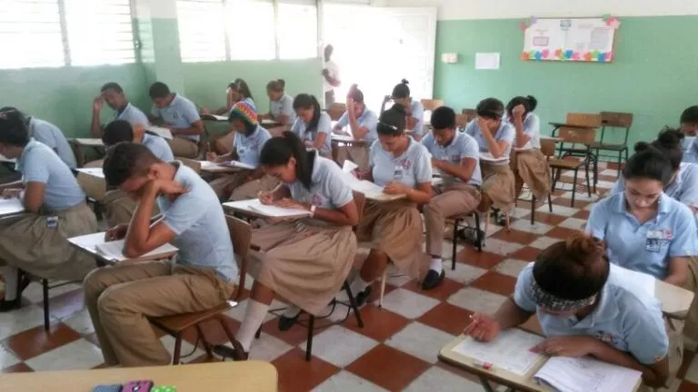 Cerca del 60 % de estudiantes pasó Pruebas Nacionales en segunda convocatoria