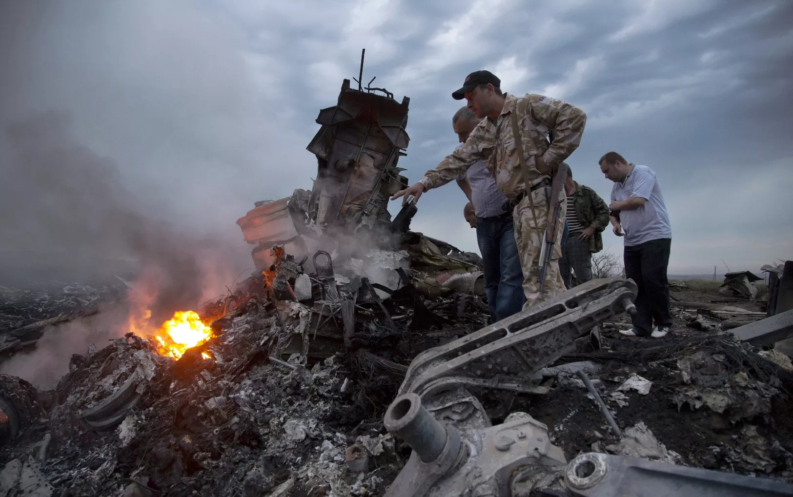  Avión malasio fue derribado por misil