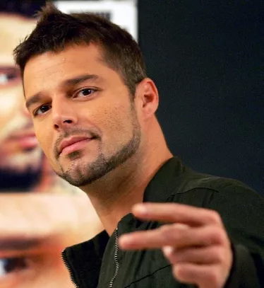 FILE-SPAIN-ENTERTAINMENT-MUSIC-MARTIN-PEOPLE-GAY