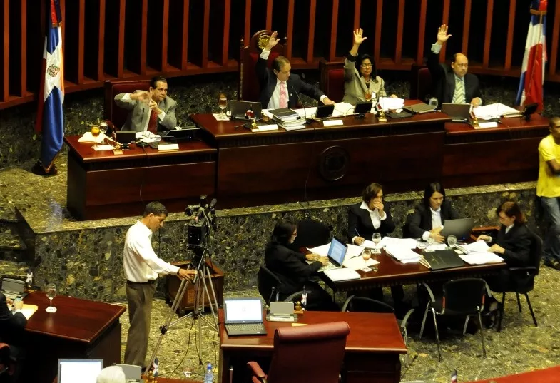 Senado aprueba Ley Orgánica Tribunal Constitucional