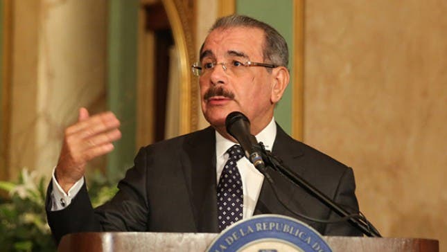 Presidente Danilo Medina emite el reglamento de la Ley 169-14