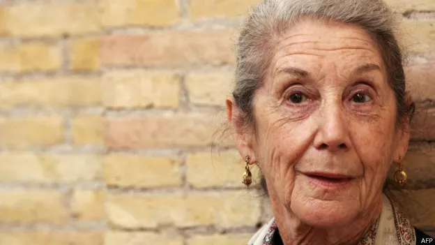 Muere Nadine Gordimer, premio Nobel de Literatura