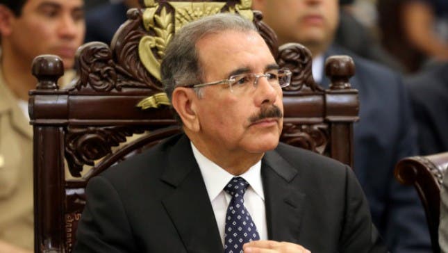 Presidente Medina envía condolencias a Wason Brazobán por muerte de su madre