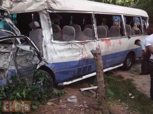 Tres mujeres muertas y más de 20 heridos en accidente de tránsito en la 6 de Noviembre