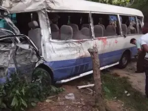 Tres mujeres muertas y más de 20 heridos en accidente de tránsito en la 6 de Noviembre