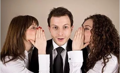 hombre-hablando-mujeres