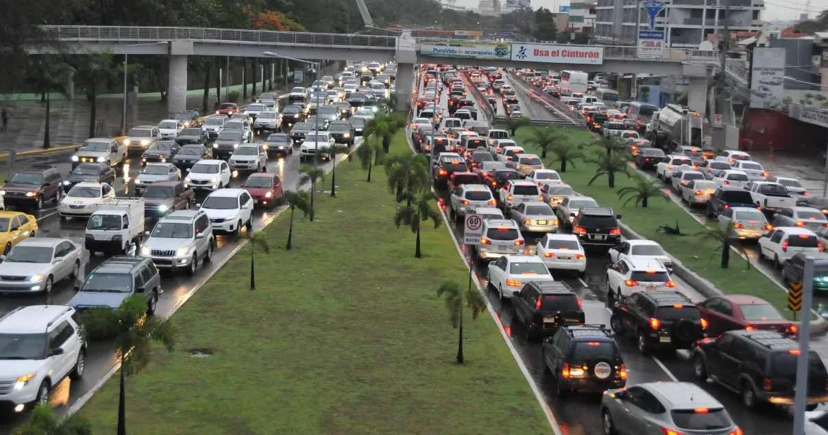 TRANSITO EN DIAS DE LLUVIA